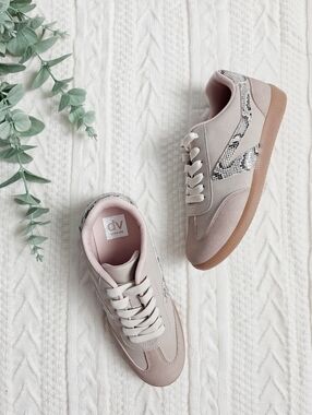 DV Dolce Vita Quantum Sneakers Lace Up Vegan Leather Suede Animal Print NIB 7.5